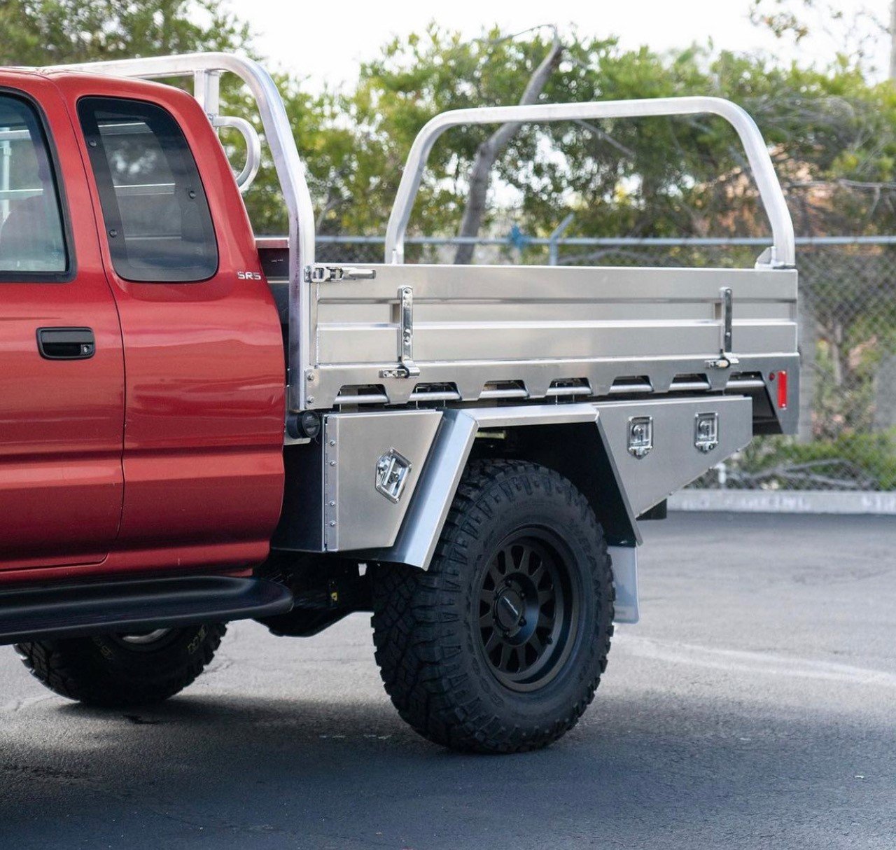 SUMMIT EXPEDITION TRUCKS TACOMA TOYOTA 7FT 84 FLATBED UTE TRAY FIRST GENERATION 3.jpg