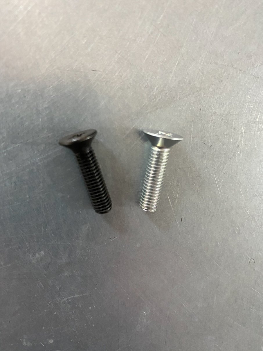 sun visor screws 03.jpg
