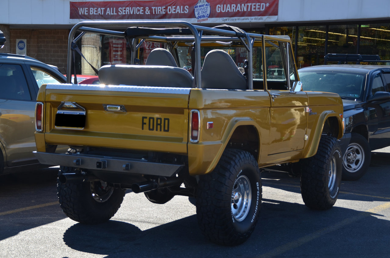 SundayOctober12thCarShows 1784.jpg