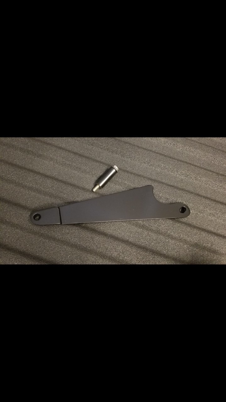 supercharger brace bracket.jpg