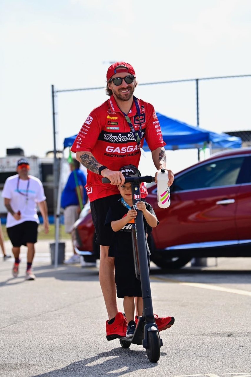 supercross1.jpg