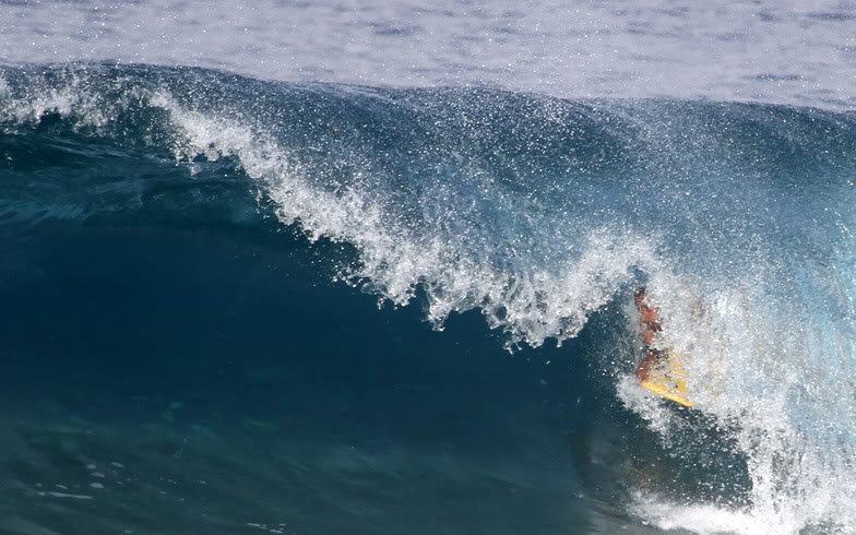 surf3_74567f7ec1b2e279994b1bf84e7e8fa0d95957d4.jpg