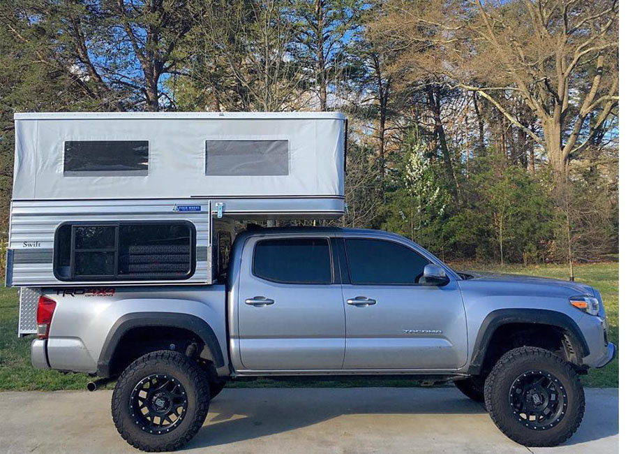 swift_model_silver_spur_taacoma_4x4_popup_truck_camper_low_profile_lightweight.-1.jpg