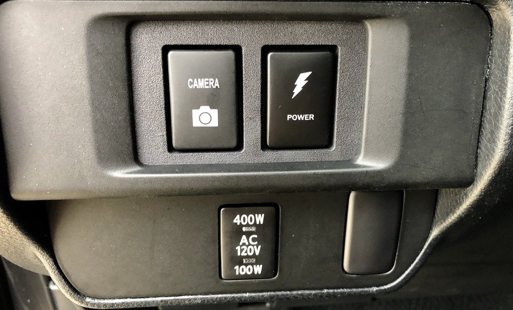 Switch%20Plate_zpshdkahfjd_fd237b06ce9b9625b6d4351a9dd715a842b8ab10.jpg