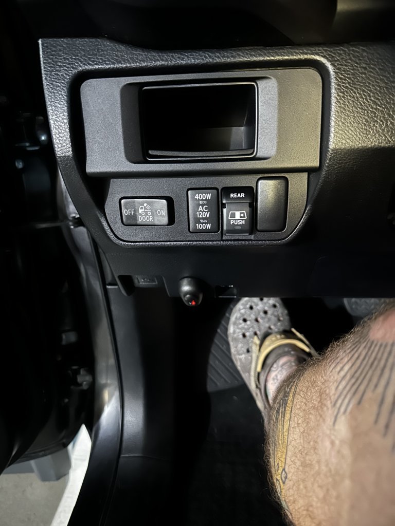 Switch on dash.jpg