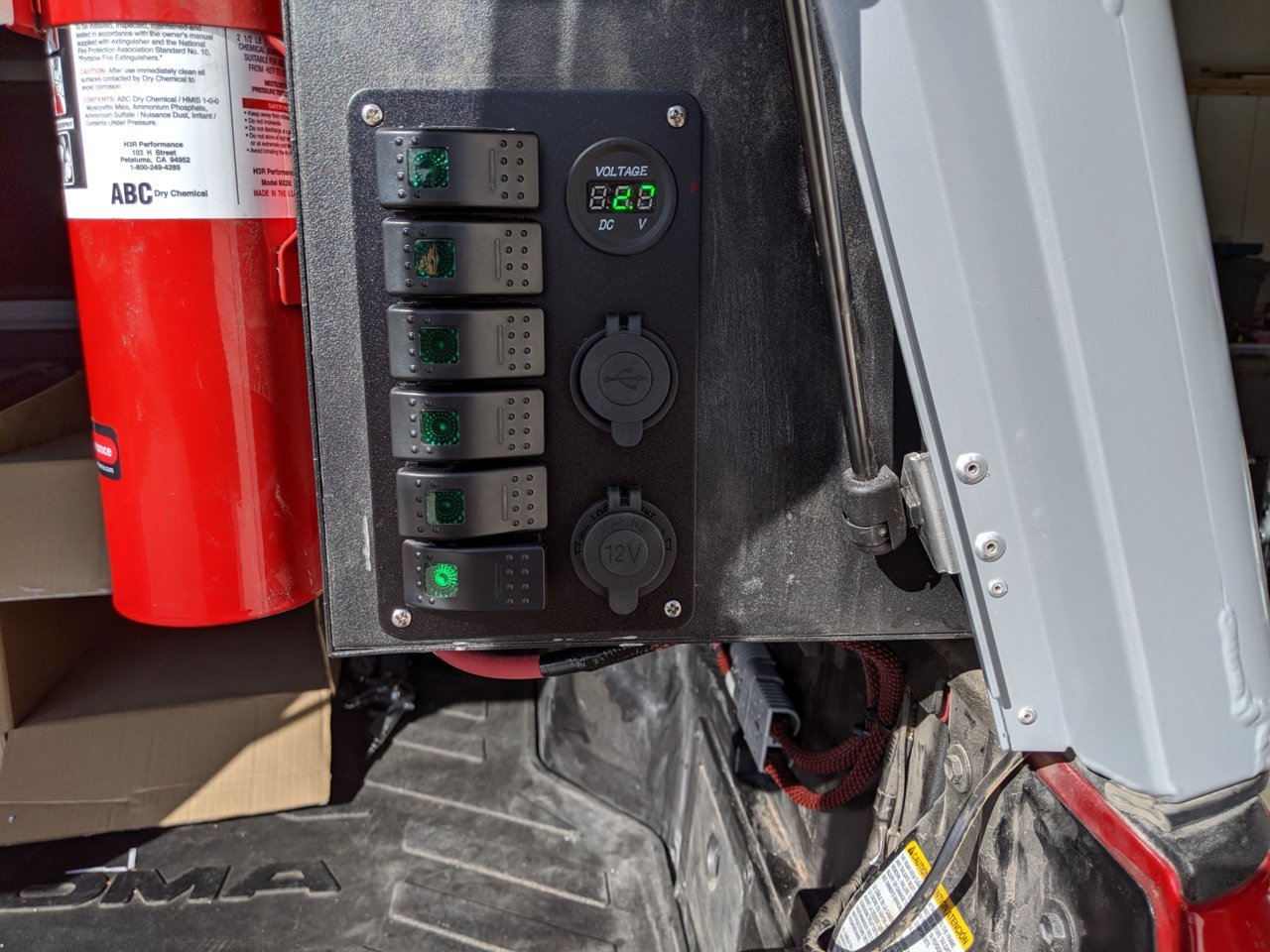switch panel.jpg