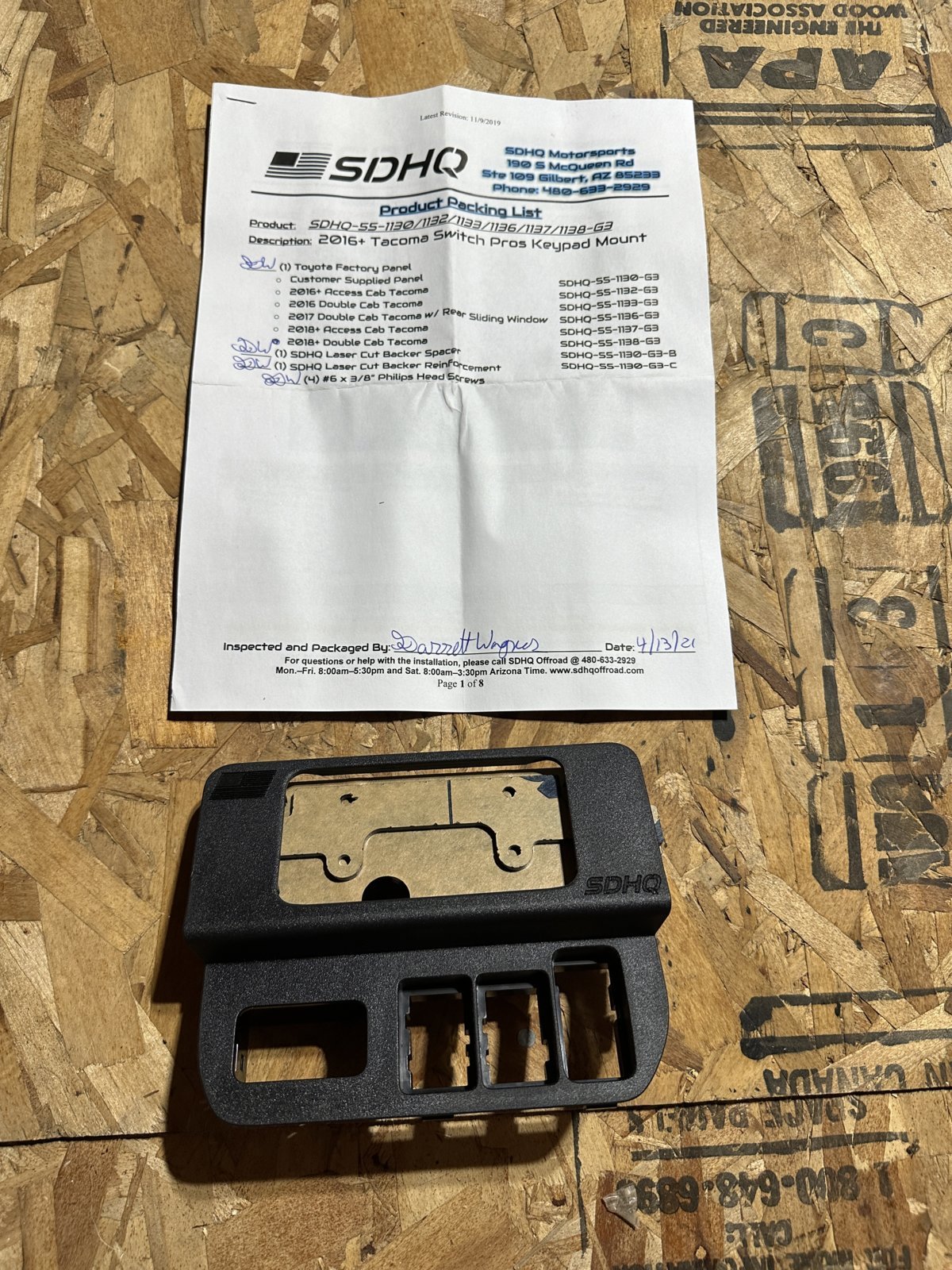 Switch Pro Mount 1.jpg