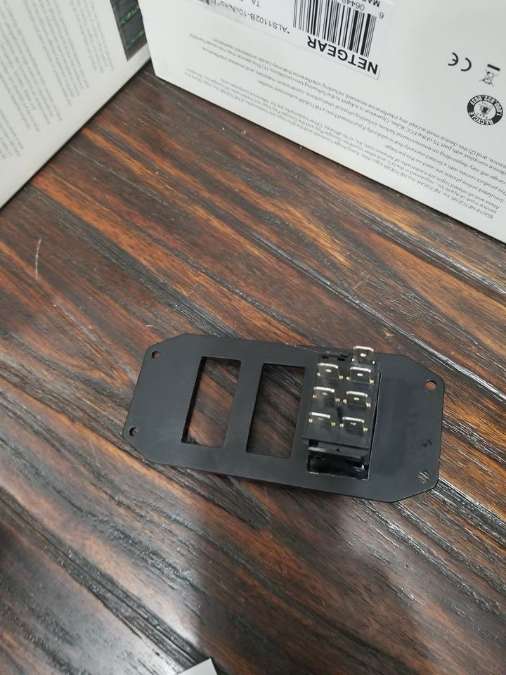 switch rear.jpg
