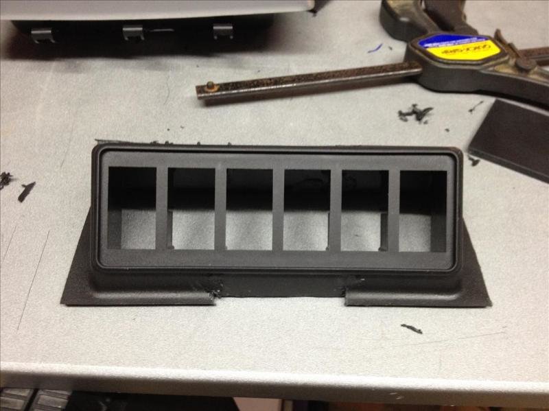 SwitchPane01-007_edc45079f445990ce64edec6ca9dd8e24f8a3733.jpg