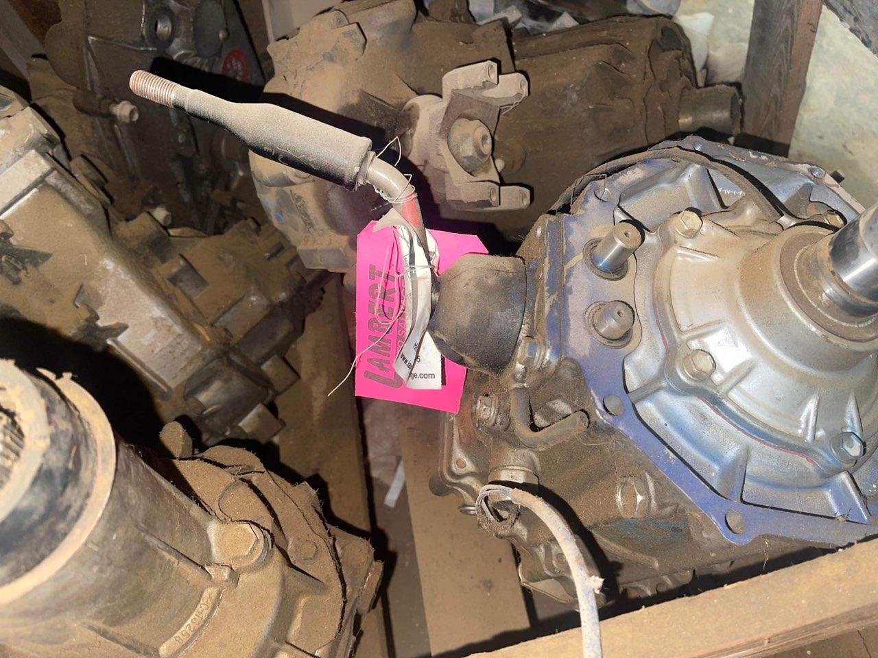 T case w_o add w2_4 selector two rods.jpg