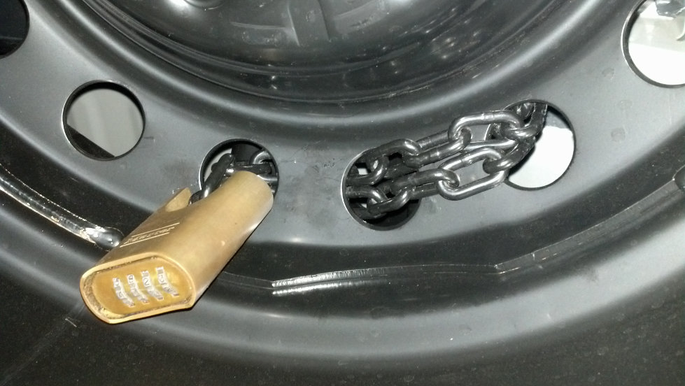 T4R-SpareLock_zps6bffe5c3_4b78e8f16e0c88b24a8c17ddbc2b594f11fdaeb6.jpg