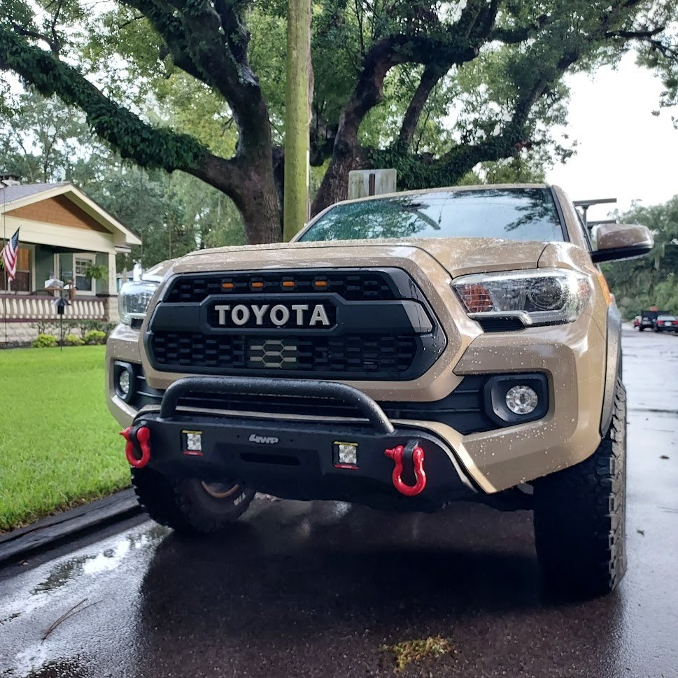 Taco front 4WP bumper.jpg