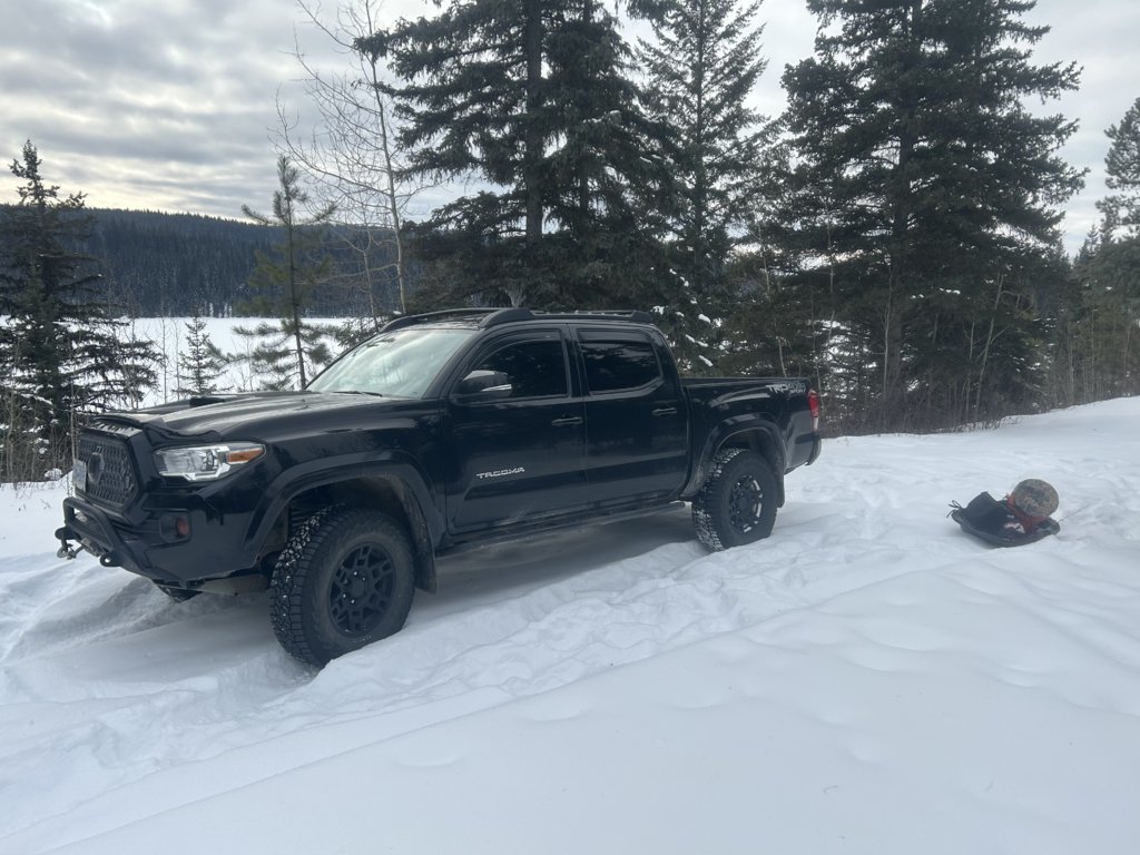 taco icefishing2.jpg