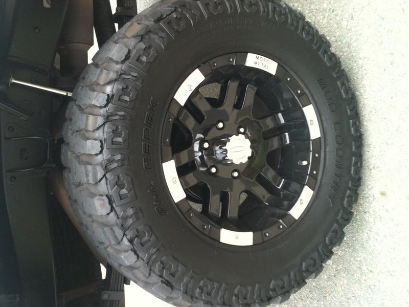 Taco tire wheel 4.jpg