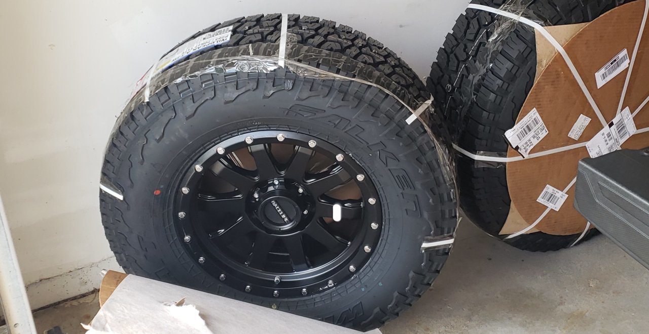 Taco Tires.jpg