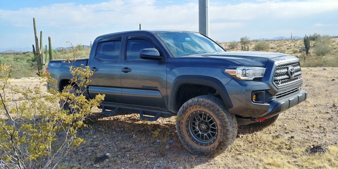 Taco_2019-06-29-Near Lake Pleasant.jpg