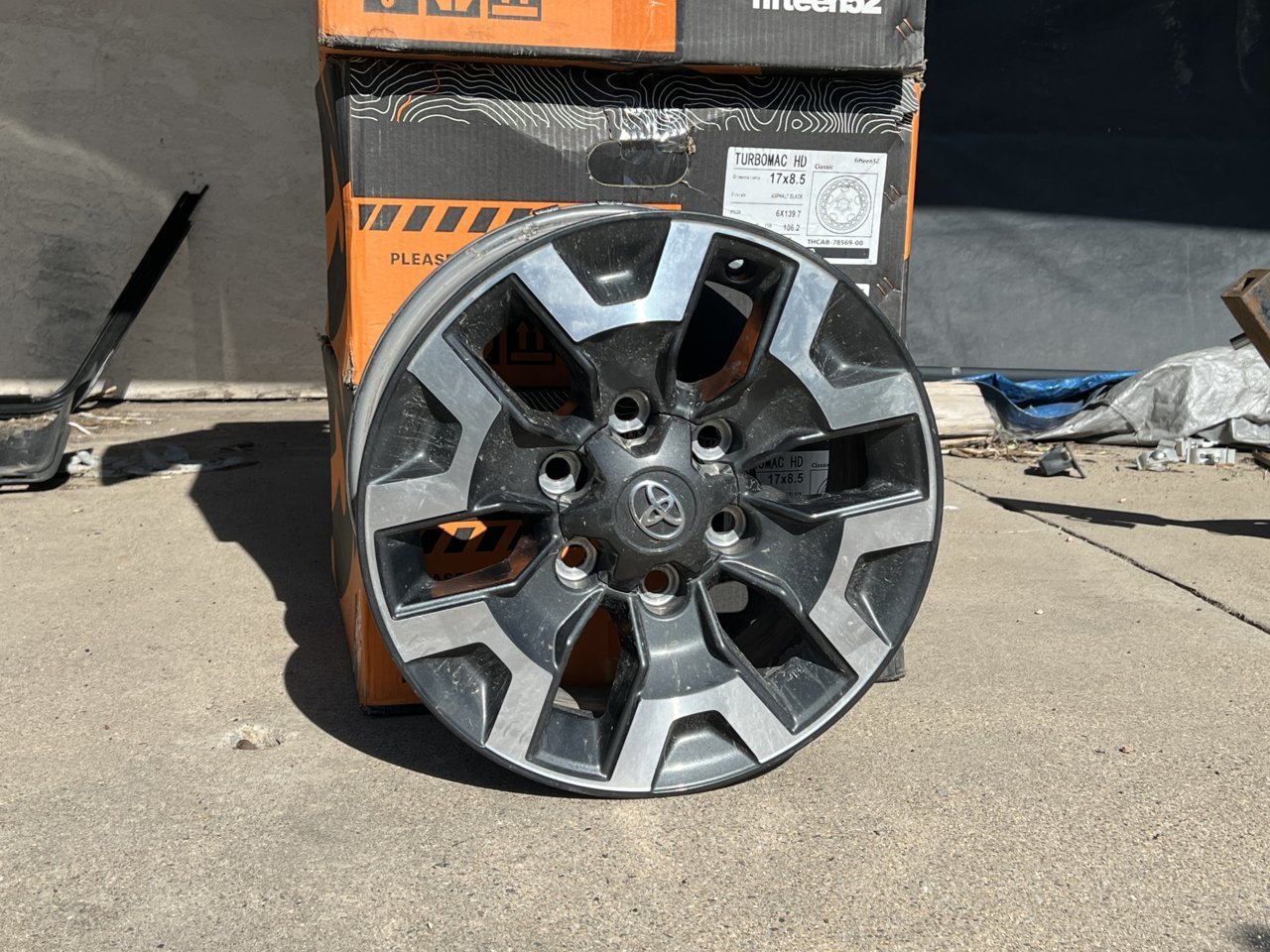 Taco_wheels_01.jpg