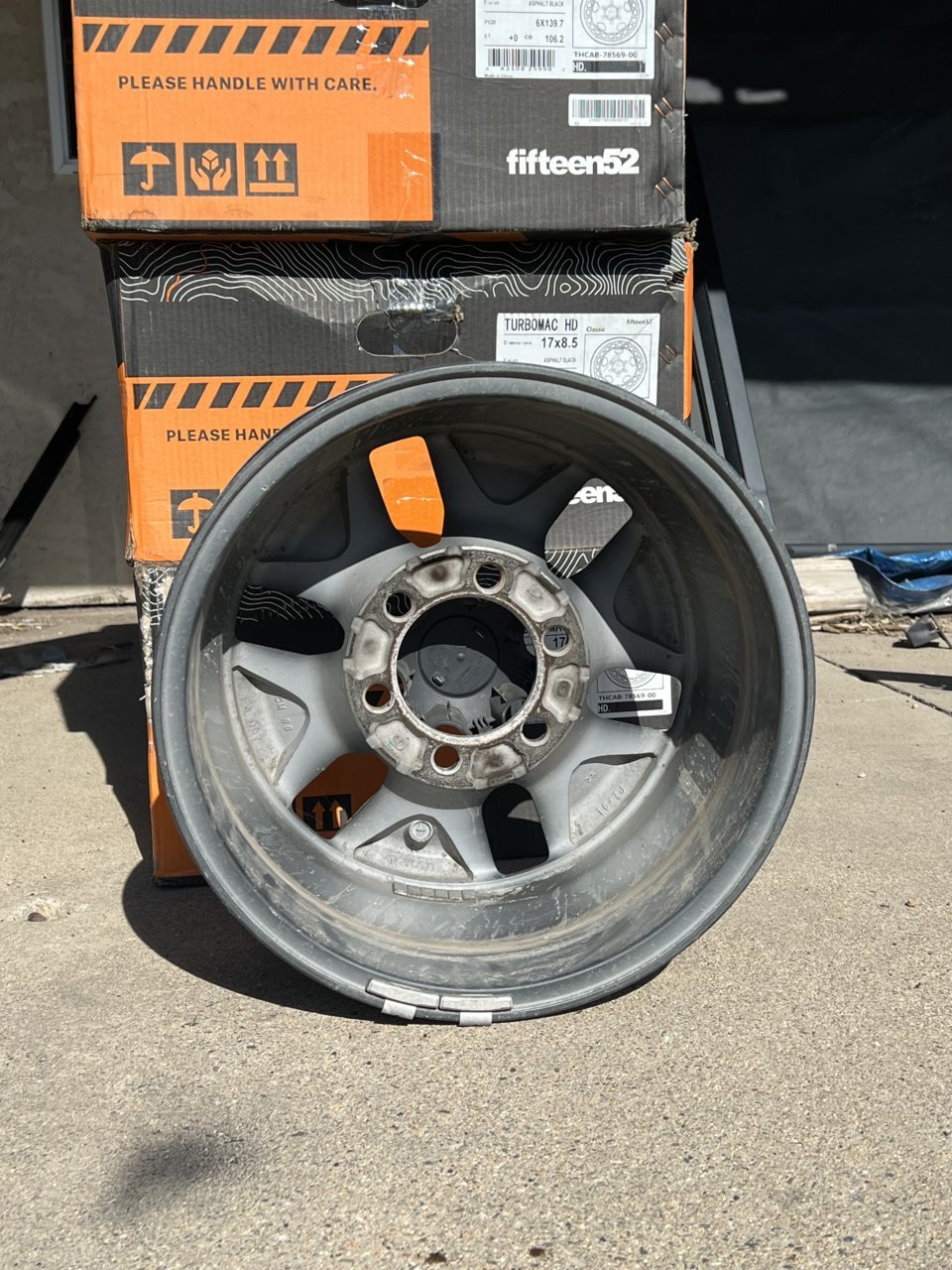 Taco_wheels_02.jpg