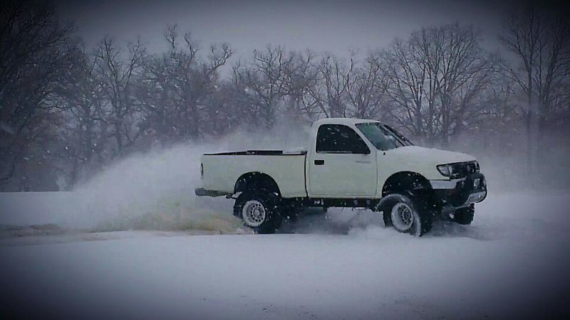 tacoam snow pic 2.jpg