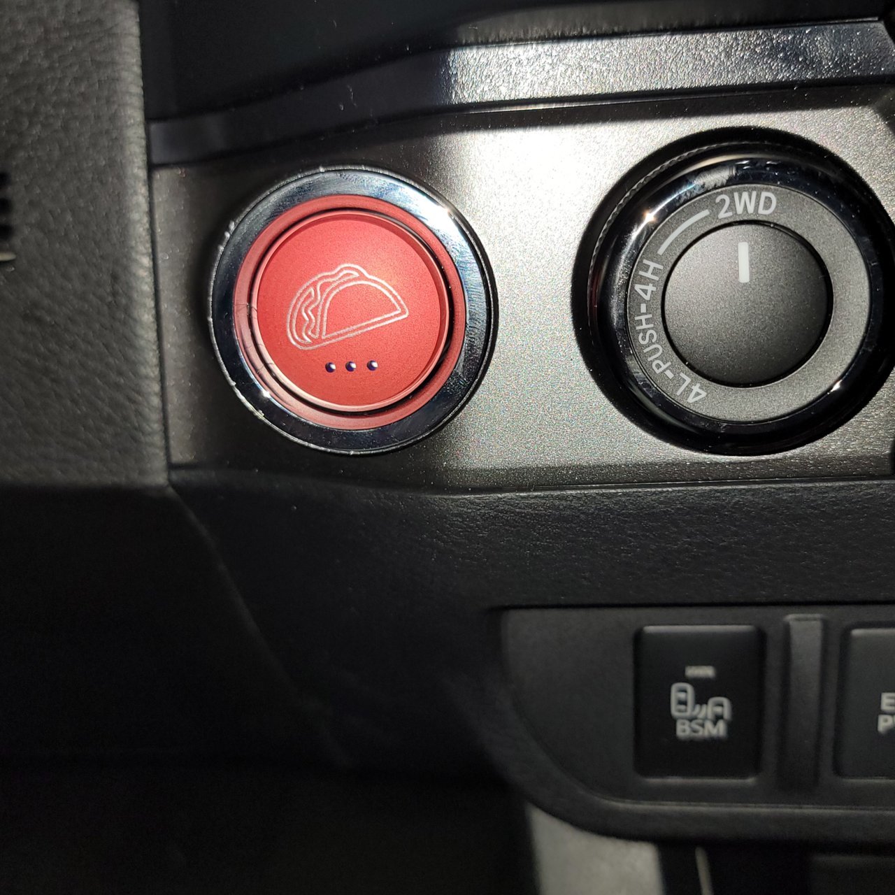 tacobutton.jpg