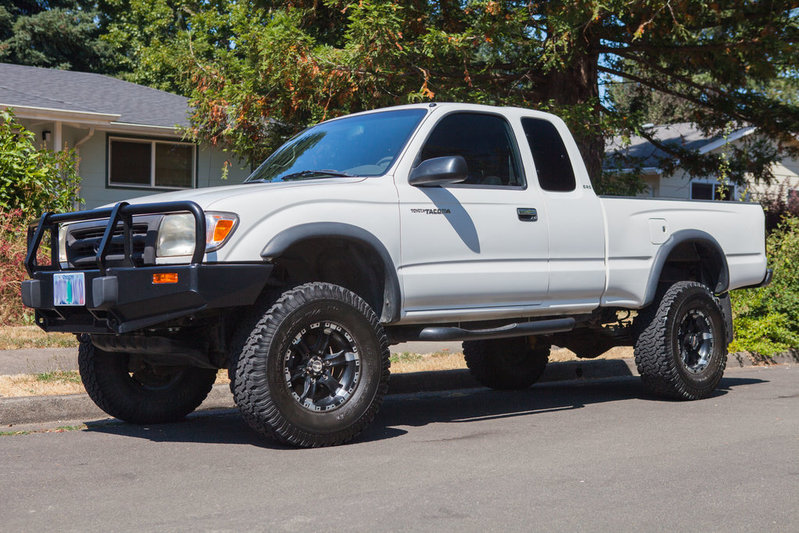 2000 Toyota Tacoma Xtracab 3.4 L V6 5-speed 4x4 SR5 | Tacoma World