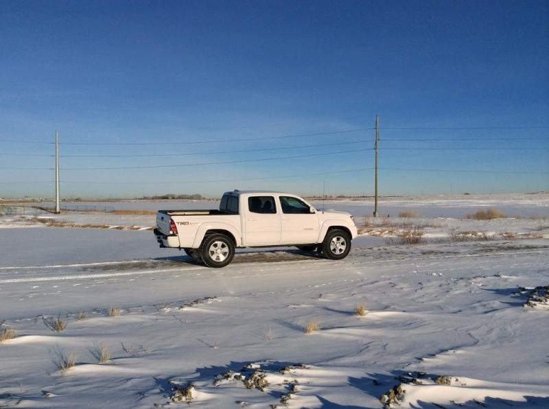 Tacoinsnow1_zps3da992c0_7bae0513813440f40f7355e23bfbec65fa5bce11.jpg