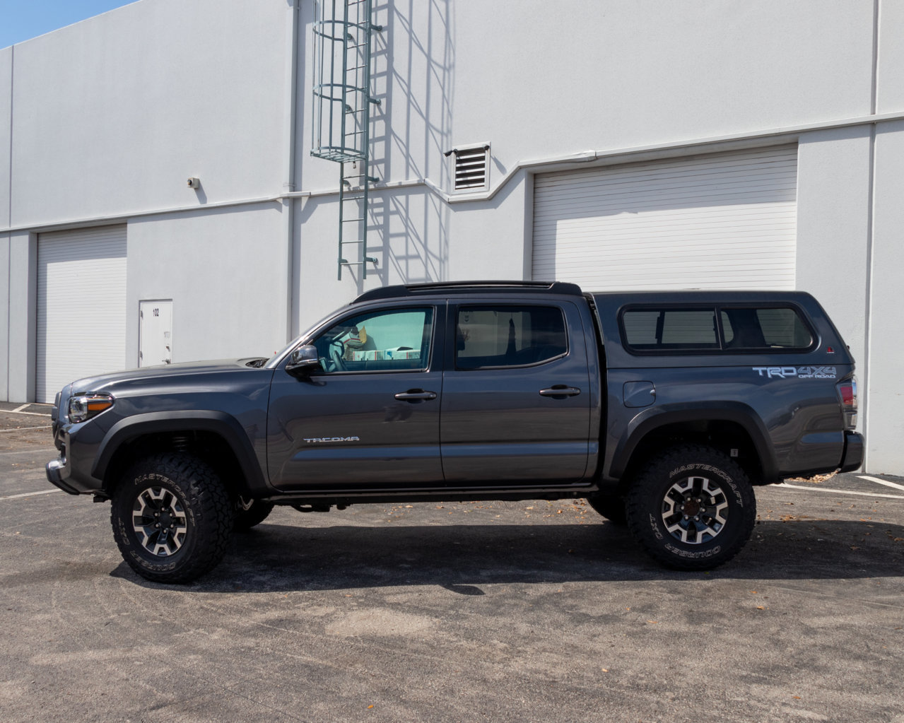 TACOMA 2020 CUSTOM-13.jpg