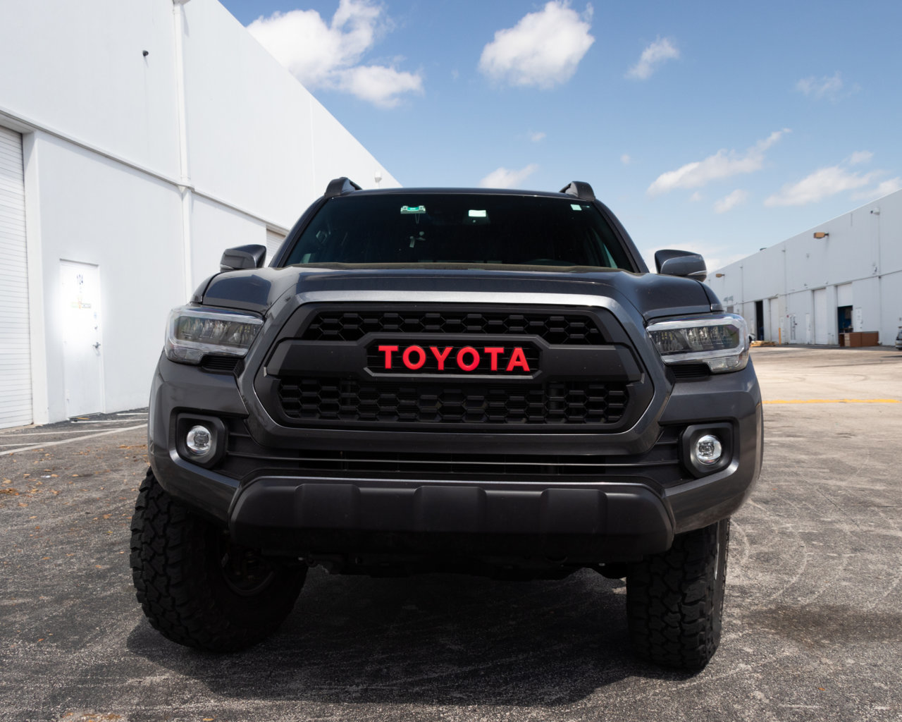 TACOMA 2020 CUSTOM-3.jpg