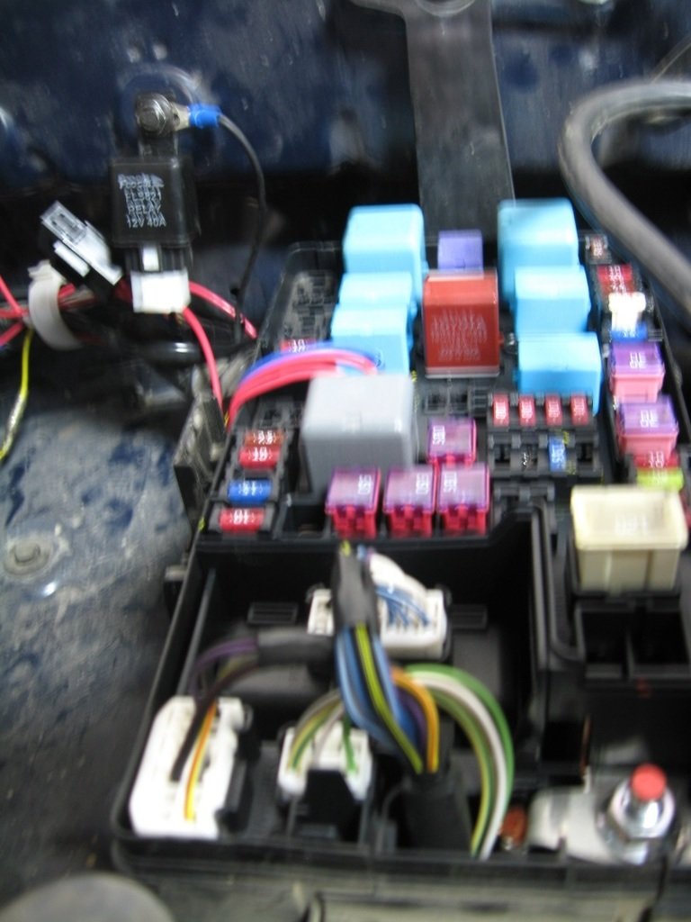 Tacoma%20fog%20light%20wiring2_zpsl3euu1_7a43562da67cad5cae5d4392f2aea7f6e2799e7d.jpg