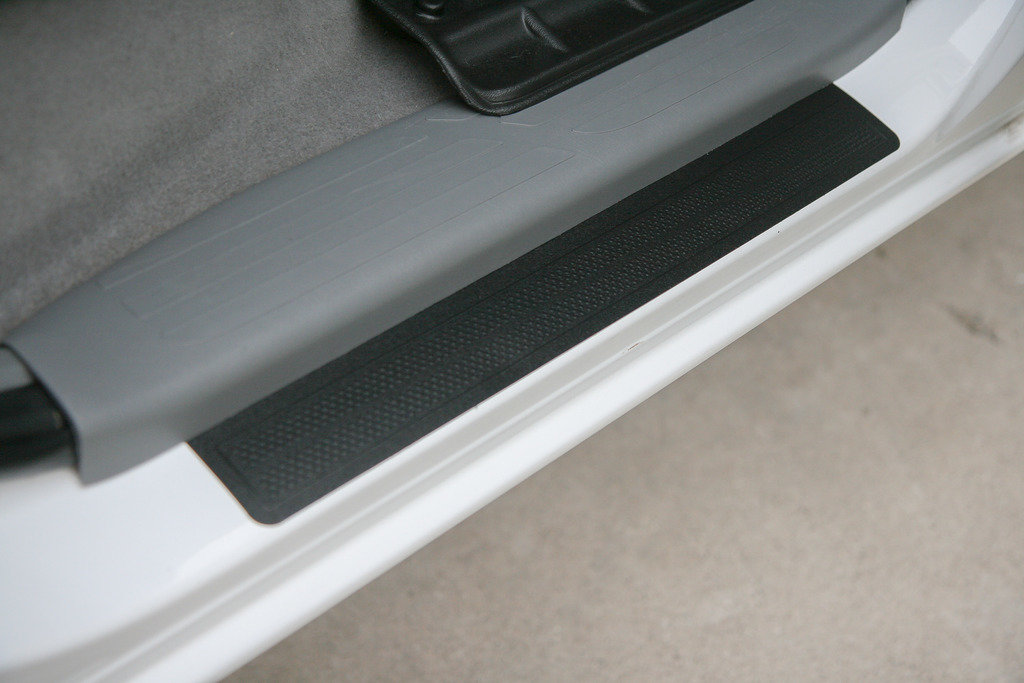 Tacoma%20Sill%20Protector-2_zpspx9mdnmn_d26f230402c4f42dd80a6e139842da35c090b3ff.jpg