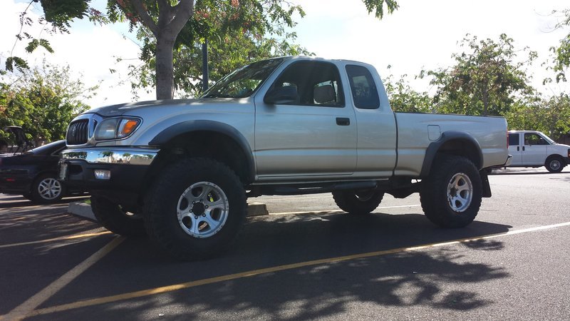 tacoma 4cyl 4x4.jpg