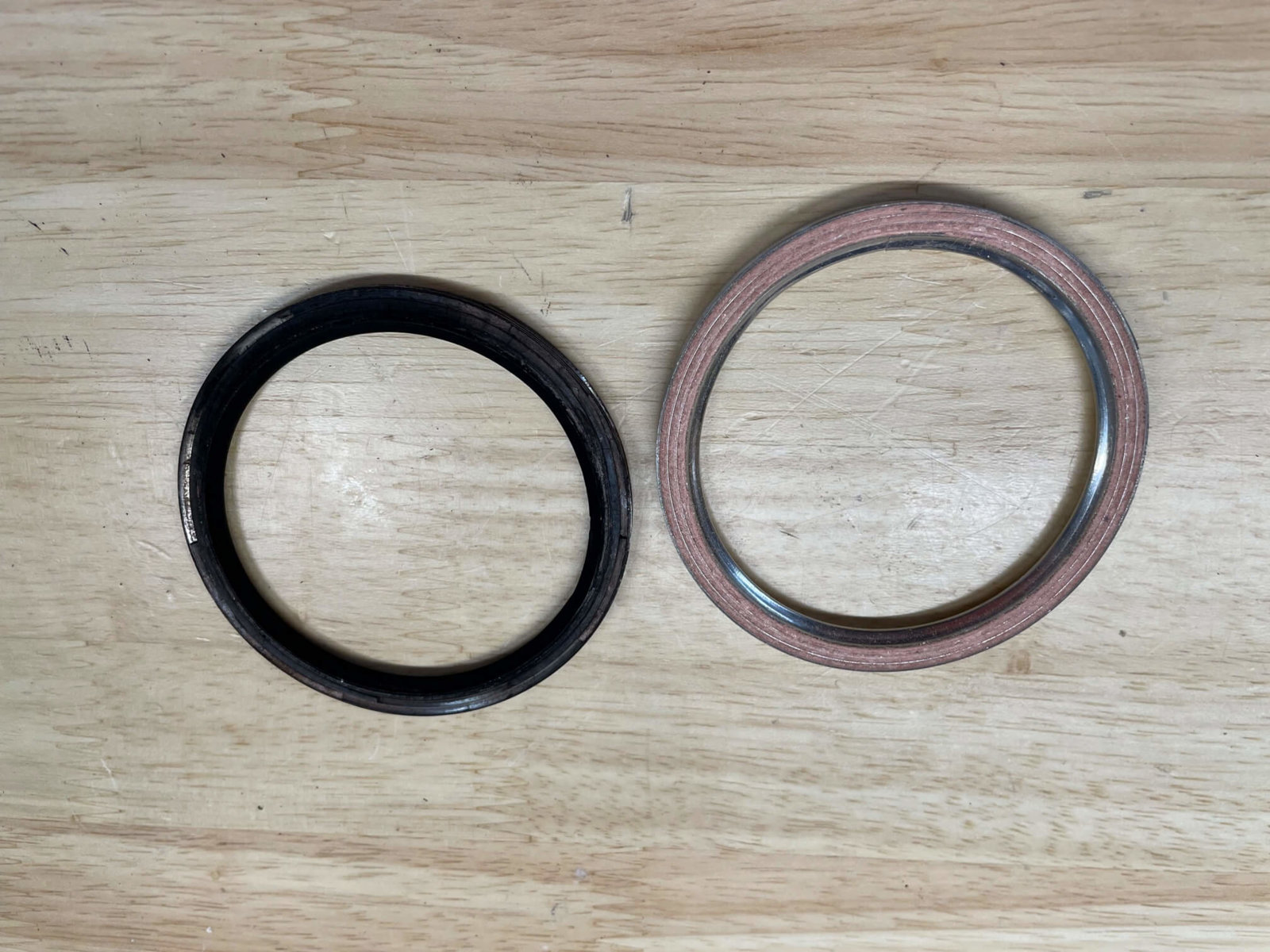Tacoma 90917-A6001 Exhaust Gasket 2.jpg