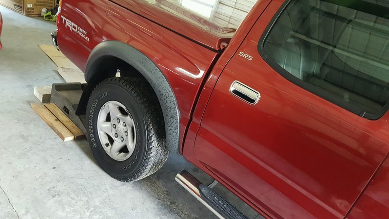 Tacoma after chrome door handles.jpg