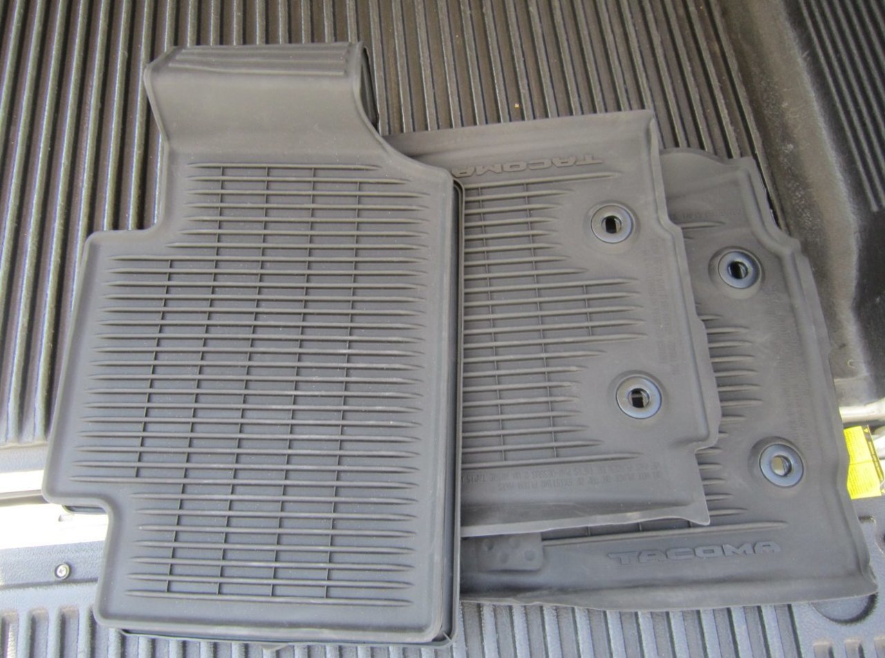 2022 Toyota Tacoma Floor Mats