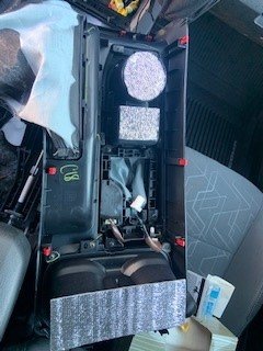 tacoma-console2.jpg