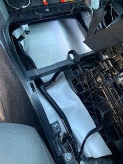 tacoma-console3.jpg