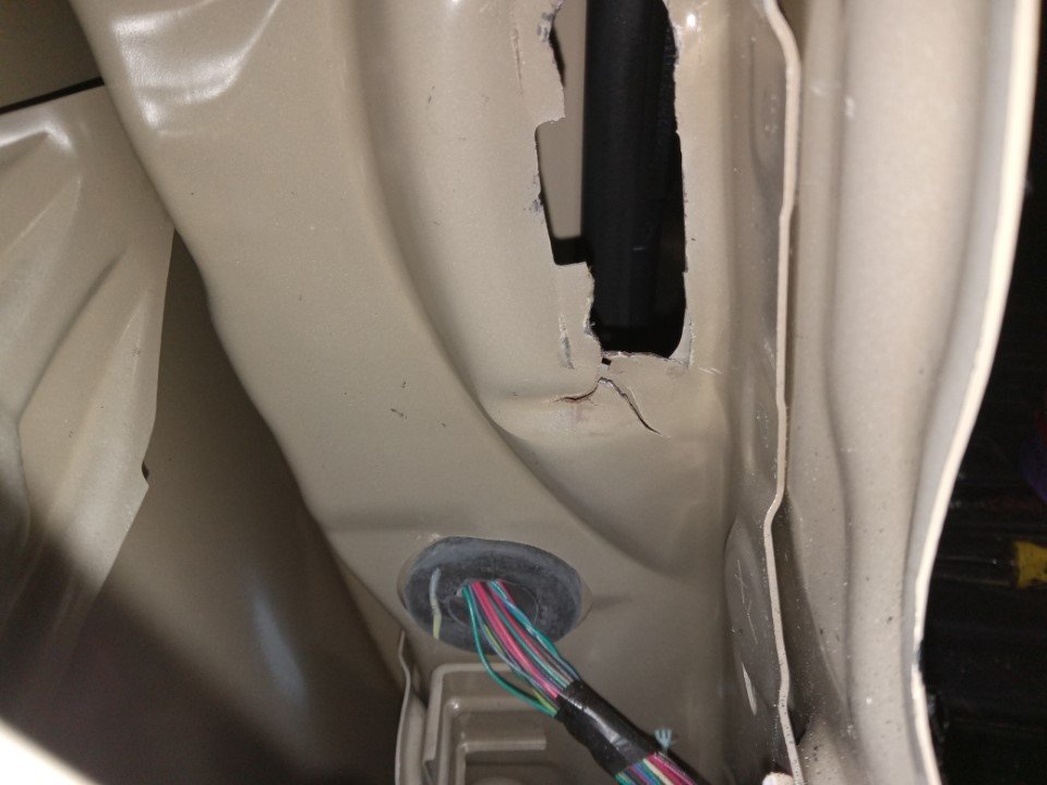 Tacoma door 3.jpg
