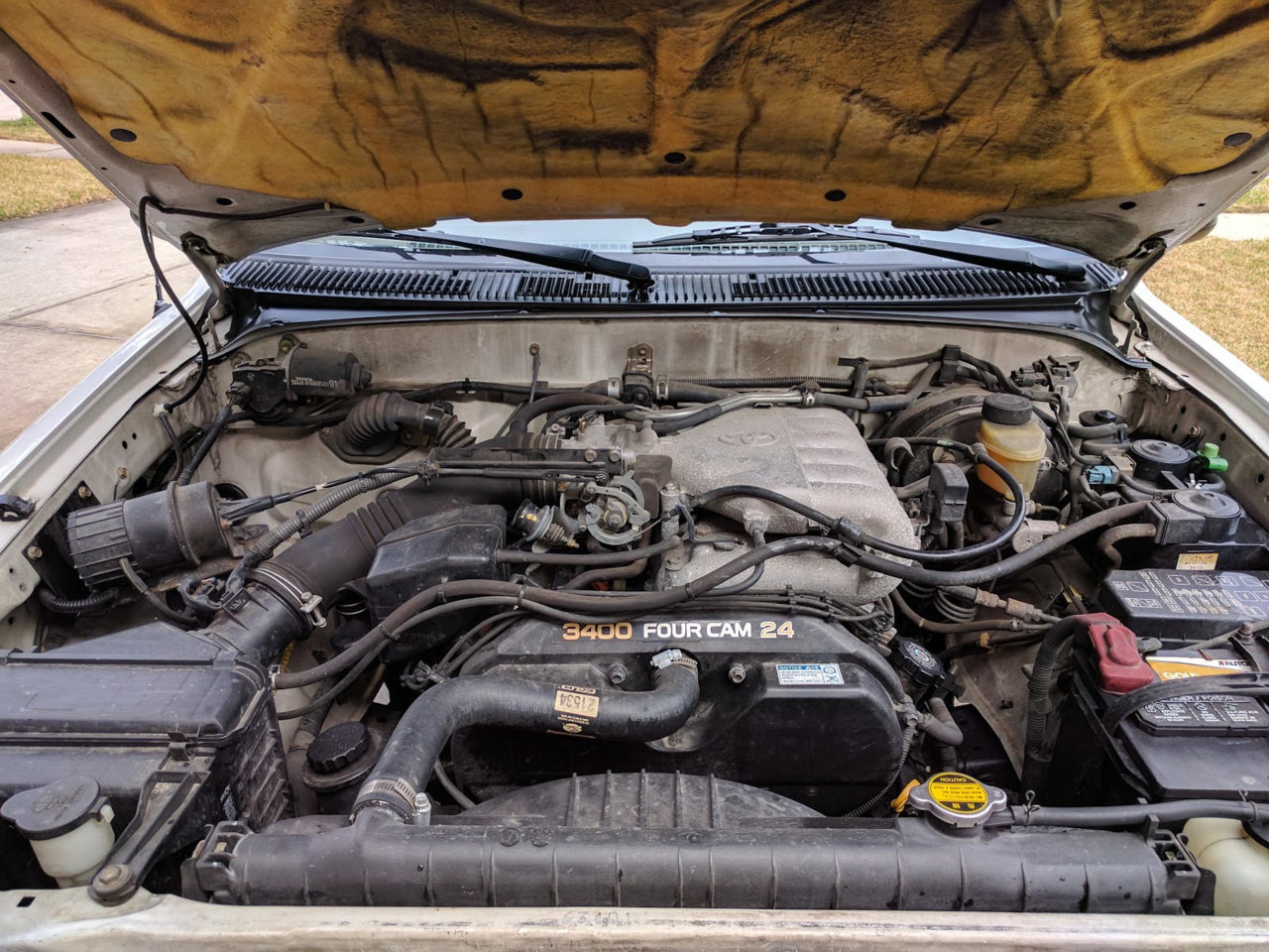 Tacoma-Engine Bay.jpg
