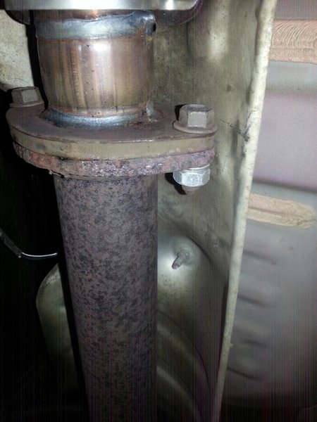 Tacoma exhaust cover plate possible rattle.jpg