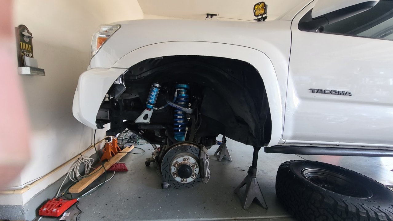 Tacoma fender cuts.jpg