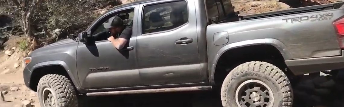 tacoma fenders.jpg