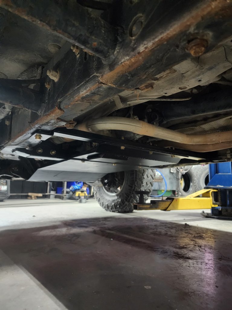 Tacoma Flat Belly Crossmember and Skid 2.jpg