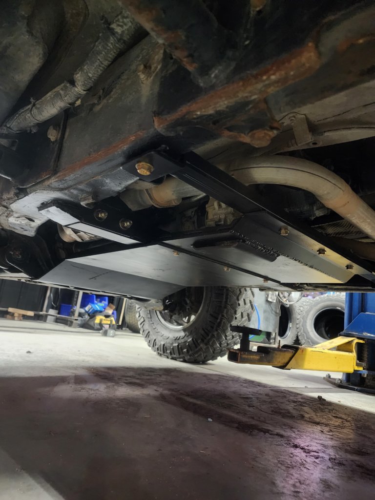 Tacoma Flat Belly Crossmember and Skid 3.jpg