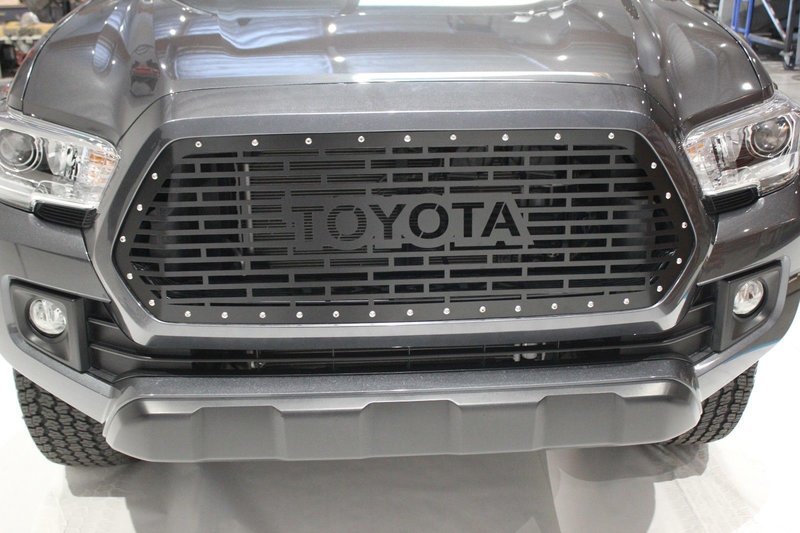 Tacoma grille 2.jpg