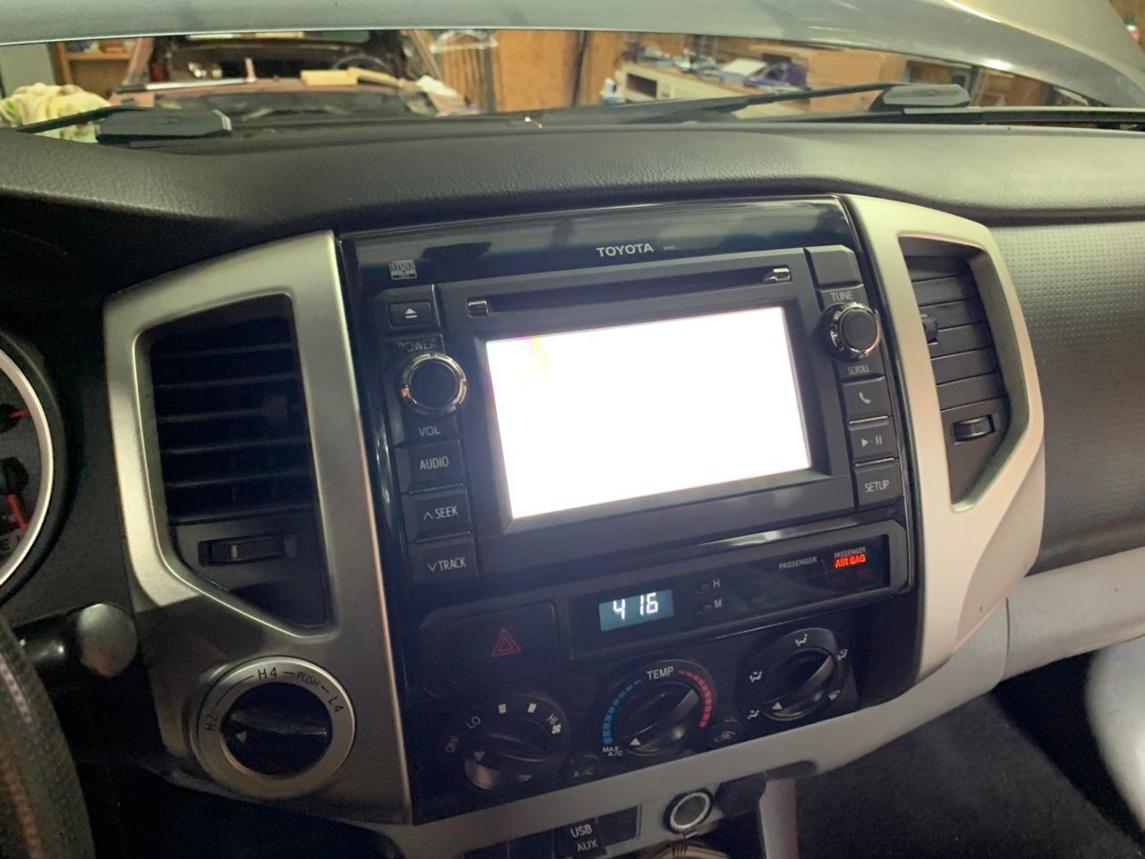 Tacoma Headunit 1.jpg