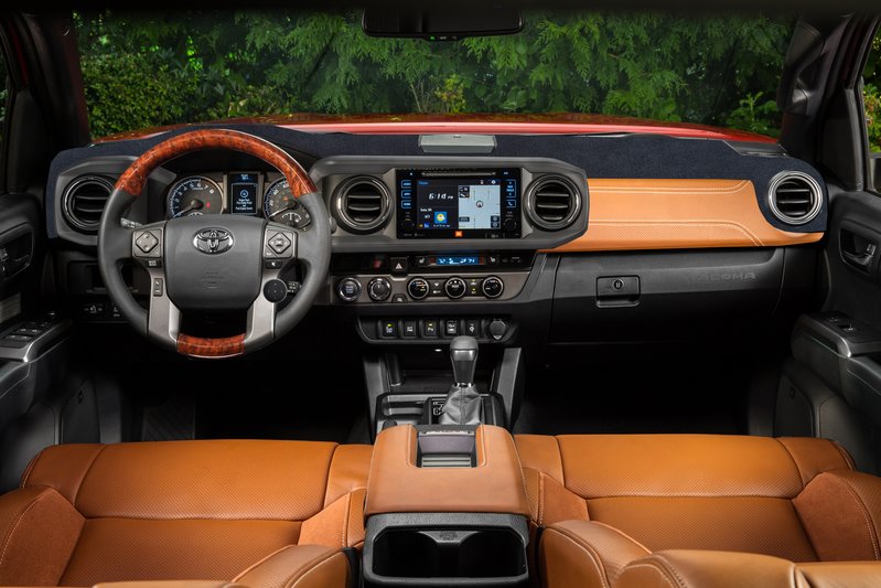 Toyota Tacoma 2017 Interior