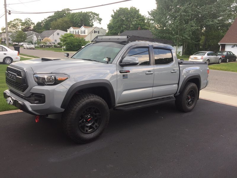 tacoma lifted 1.jpg