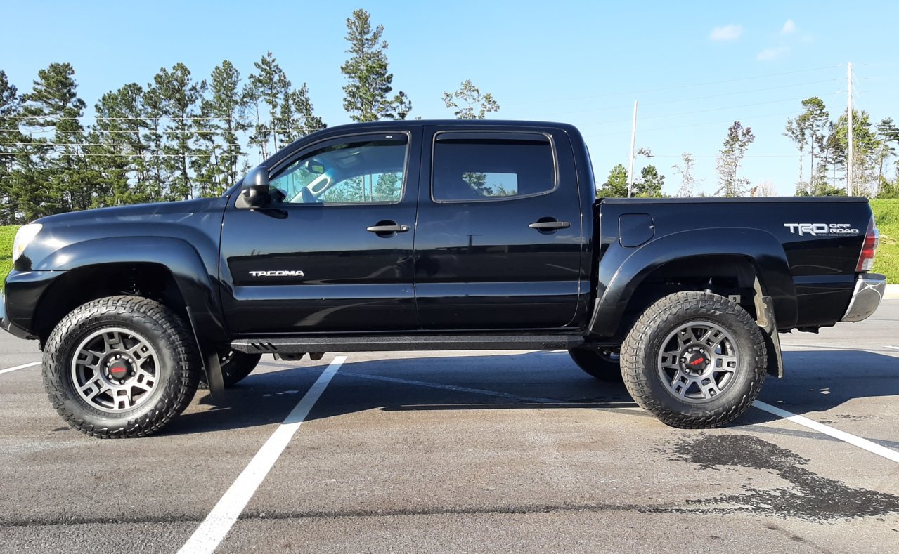 Tacoma Lifted.jpg