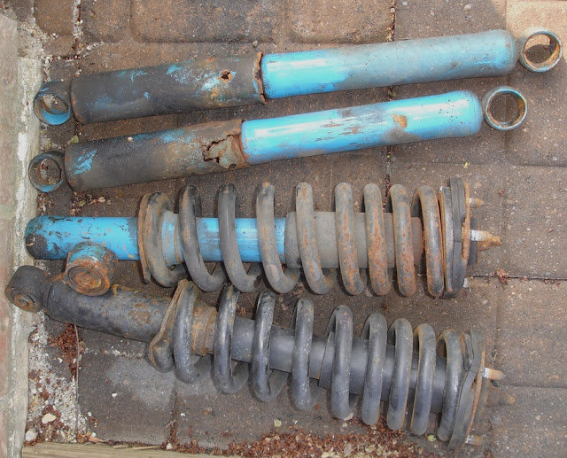 Tacoma-old-suspension_d94ea4637434d8c83aa8ca318fa56357b008bb49.jpg