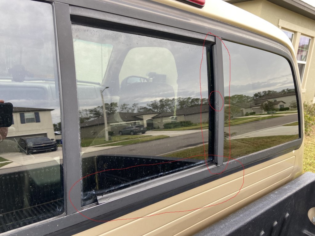 Tacoma sliding rear window edit.jpg